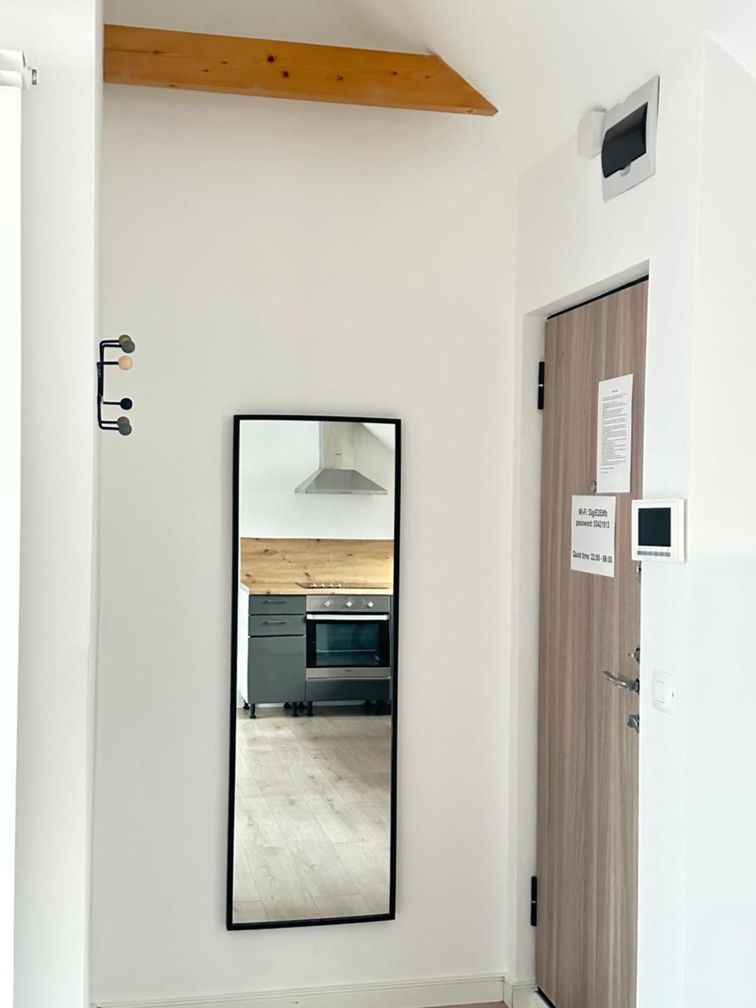 Apartment Arena